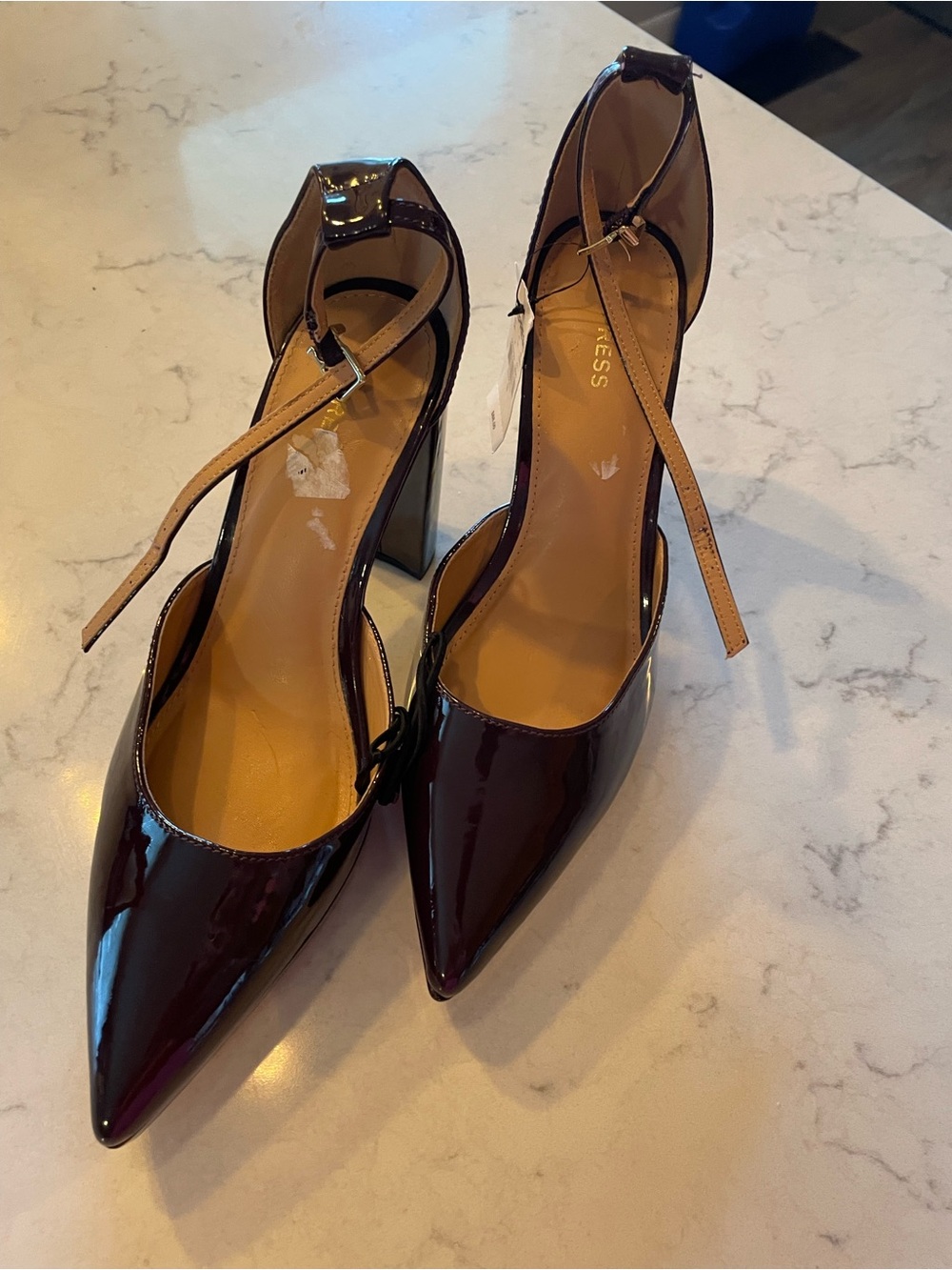 Express 4in heels Classic Style